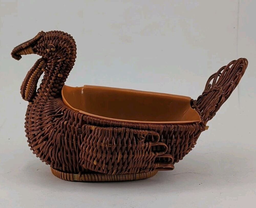 Vintage Wicker Rattan Basket 10” Turkey Shaped Thanksgiving BOHO Decor Nuts